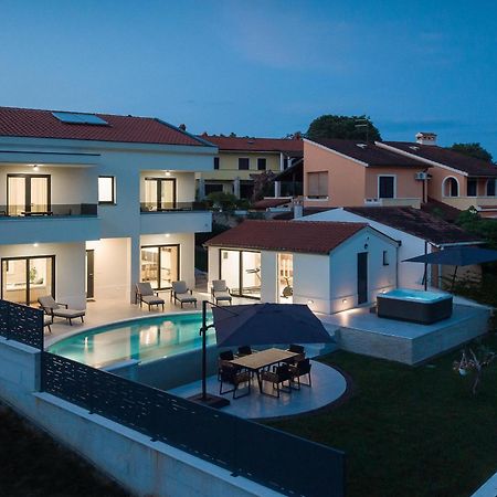 Villa Cascada Muntić Exterior foto
